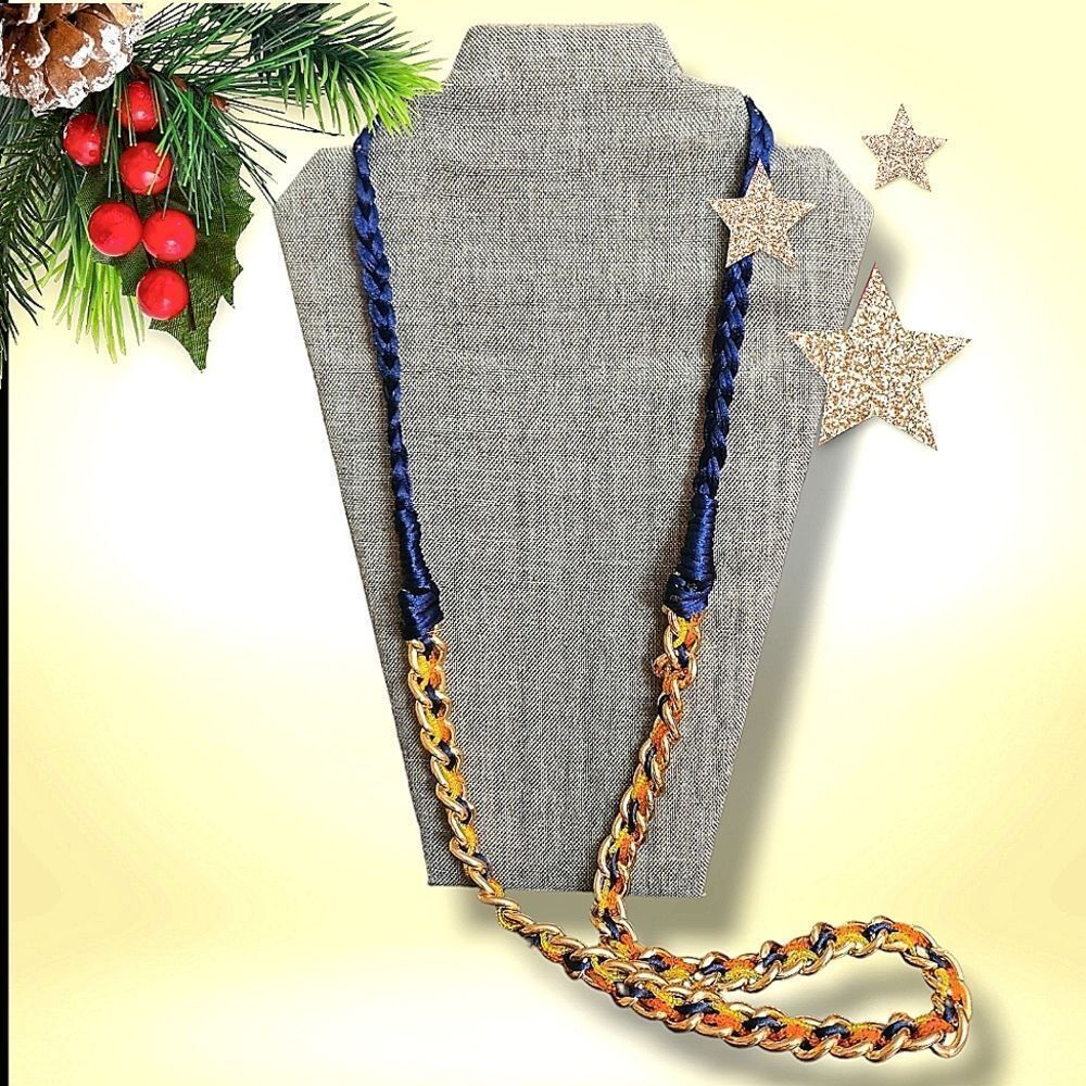 NWT Erica Lyons Long Necklace
